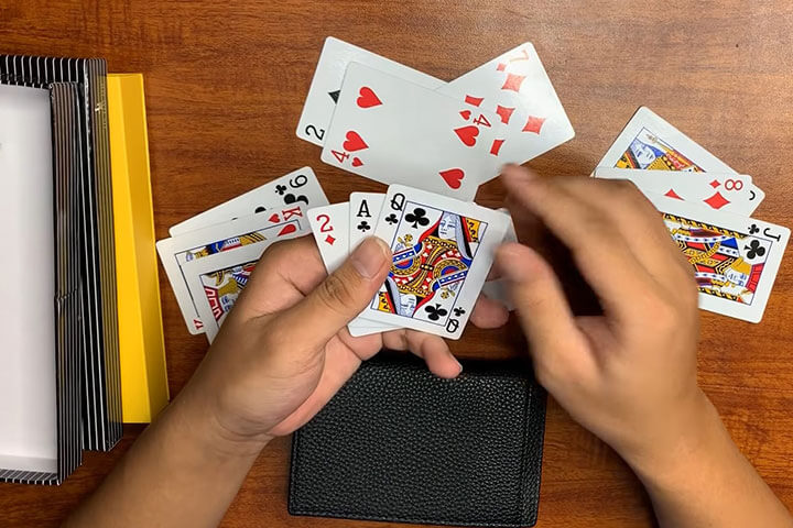 Giới thiệu về Liêng online – Trò chơi dân gian hấp dẫn